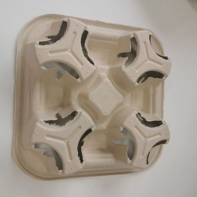 La vaisselle biodégradable libre en plastique 2 de bagasse 4 tasses 28g sortent le transporteur de tasse de papier