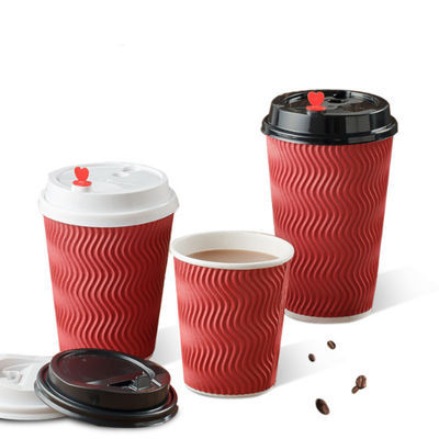 tasses froides de boissons de papier peint jetable d'ondulation de Boba de la bulle 280gsm avec des couvercles