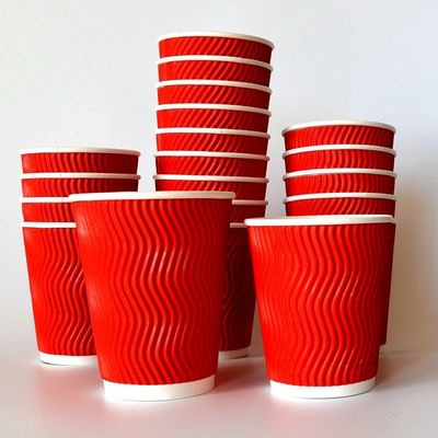 tasses froides de boissons de papier peint jetable d'ondulation de Boba de la bulle 280gsm avec des couvercles